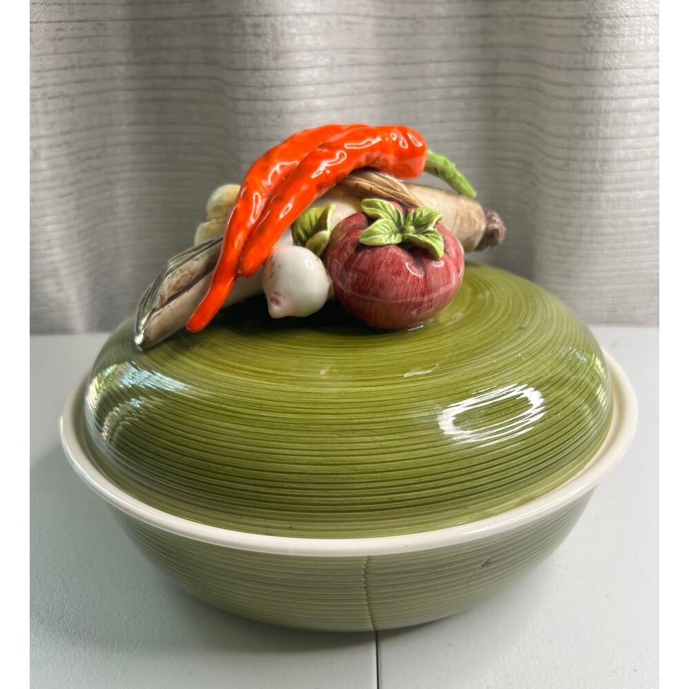Vintage 1974 Arnart 5th Ave Garden Harvest Hand Painted Vegetable Bowl Japan